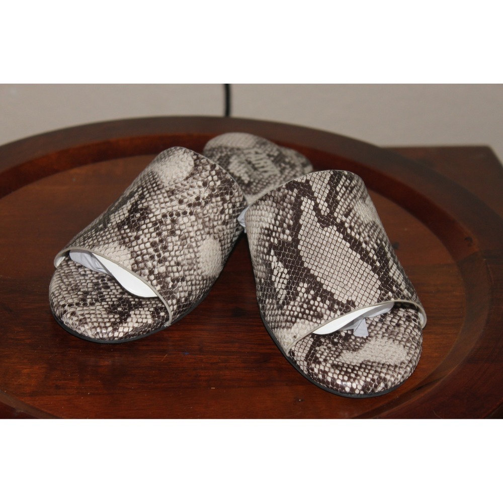 Faryl ByFarylrobin Snakeskin Print Sandals Slip On Flats‎ Coquette Size 7 1/2